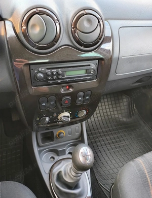 Dacia Duster 1.5 dCi 4x2 Laureate - imagine 9