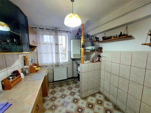 4 camere, 80 mp , etaj 4, zona Balcescu, Aleea Parcului - imagine 11