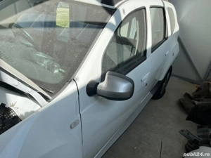 dezmembrez dacia duster 2014