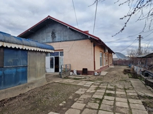 Se oferă spre vânzare / închiriere clădire cu spațiu comercial - imagine 13