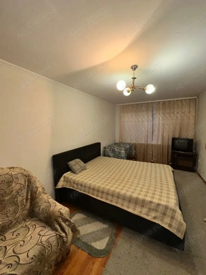 Garsoniera zona Universitate 