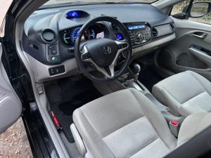 Honda Insight Hybrid | Automată | Consum mic | ITP + RCA 2026 - imagine 11