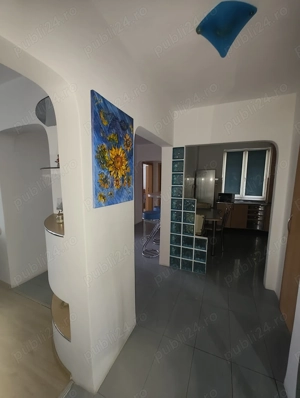 Vând apartament cu 3 camere, tip B, în Oradea, cartier Rogerius - imagine 6