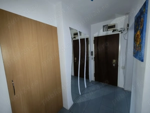 Vând apartament cu 3 camere, tip B, în Oradea, cartier Rogerius - imagine 8