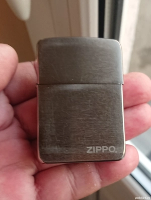Bricheta Zippo 