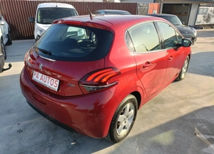 Peugeot 208 PureTech 110 Stop & Start Allure - imagine 4