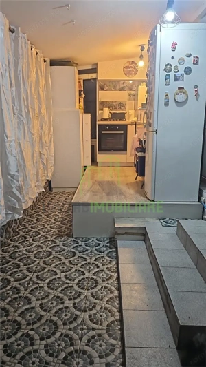  Apartament doua camere si  curte - imagine 8