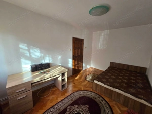 2 camere cf 1 zona Sagului-CENTRALA-parter cu balcon - imagine 2