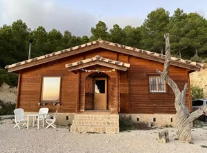 Inchiriez Cabane Pt Craciun Revelion si Evenimente 