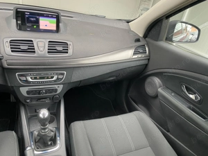Renault Megane III SW 1.5 dCi 110 CP 2014 - imagine 13