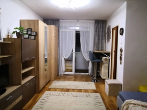 Garsonieră vis-a-vis de metrou Titan, mobilată complet, etaj 4/10