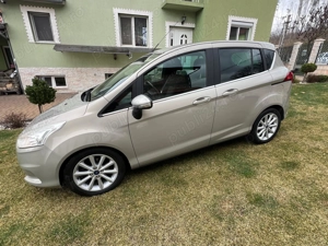 Vând Ford b-max - imagine 10