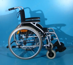 Scaun cu rotile din aluminiu - Drive