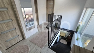 Casa singur in curte de vanzare 4 camere 2 bai parcare Selimbar Sibiu - imagine 8