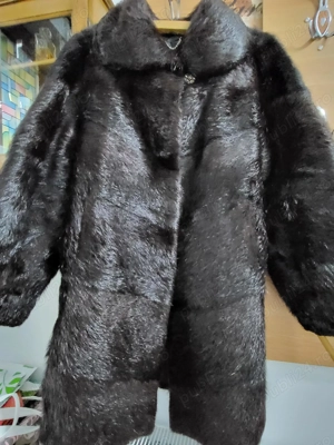 Haina trei sferturi,  integral din blana naturala de nutrie  neagra