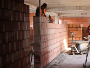 Apartament 3 camere, 75 mp utili + balcon, orientare Estica - imagine 17