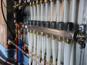 Apartament 3 camere, 75 mp utili + balcon, orientare Estica - imagine 18