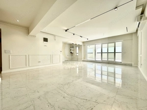 Vânzare Penthouse cu Terasă generoasă în Complexul Atrium Garden