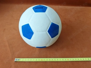 Jucarie - Pusculita confectionata din ceramica - minge de footbal