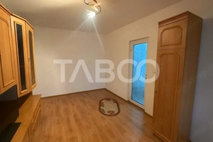 Apartament 2 camere 54mpu decomandat pivnita balcon Vasile Aaron Sibiu - imagine 4