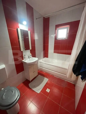 Apartament 1 camera, decomandat, 32 mp, zona strazii Eroilor! - imagine 4