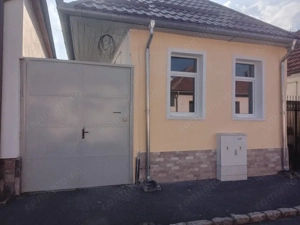 Casa cu 2 camere, suprafata de 70 mp, in zona Grivitei