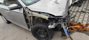 Dezmembrez / dezmembrari piese auto Skoda Fabia 3 iii hatchback 1.2TSI motor CJZ CJZC 68.000km cutie - imagine 8