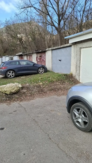 Vând garaj răcădau str.muresului.Brasov
