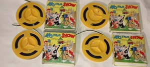 Pt. aparat proiectie  4 role pelicula 8 mm  DESENE ANIMATE diametrul la rola 13 cm  