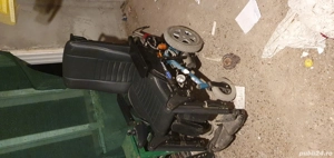 Scaun rulant electric ca nou, folosit o singură dată am.si un pat electric pentru persoane cu dizab - imagine 4