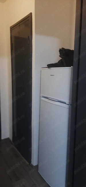 Garsoniera , renovata și mobilata 28mp.st.Bucegi,Manastur, nr 117 lingă Big, aproape de stație, 10 m