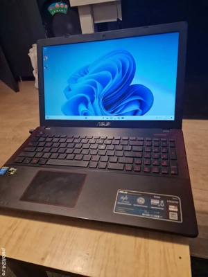 Laptop Asus F550J
