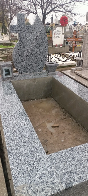 Vând loc de veci in cimitirul Sf Lazar Galați  - imagine 5