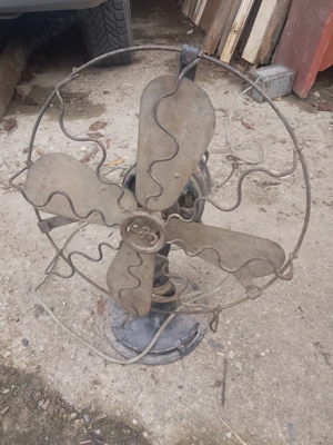 Vând ventilator pentru interior și exterior