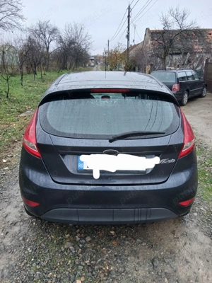 Vând Ford Fiesta 1,2 benzină - imagine 3