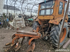 Vand tractor U 455 + plug cu doua brazde  - imagine 2