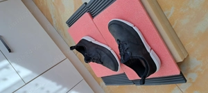 Adidasi din piele naturala Clarks 40.5-41