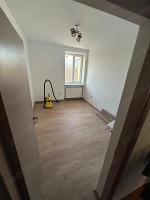 Vand apartament 3 camere - imagine 9