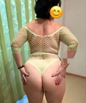 Doamnă matură senzuala 48 de anii