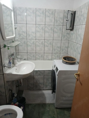Proprietar inchiriez apartament cu o camera - imagine 5