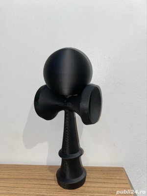 kendama mai multe culori