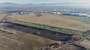 Teren extravilan cu potențial ridicat rezidential/industrial | Hărman - imagine 6