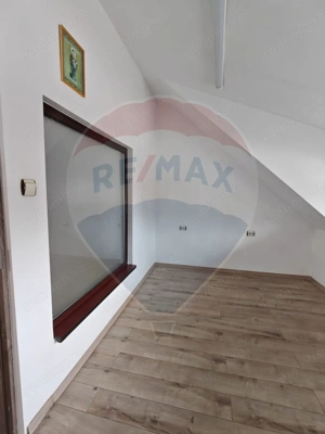 Casă / Vilă cu 4 camere de vânzare în zona Blumana - imagine 13