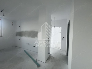 DE VANZARE Apartament 3 camere cu pozitie excelenta - imagine 6