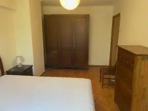 Închiriez apartament 3 camere, decomandat, zona Traian-Unirii - imagine 2