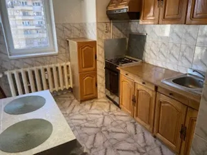 Închiriez apartament 3 camere, decomandat, zona Traian-Unirii - imagine 8