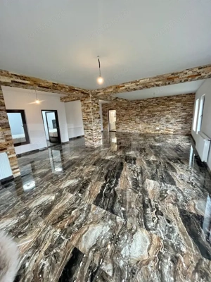 Liniște, spațiu și eleganță – casă superbă lângă Titu
