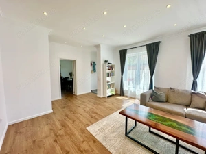 Casa individuala cu 5 camere - 190 mp utili - Zona centrala Mosnita Veche  - imagine 8