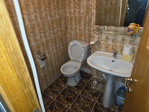 Vand apartament 3 camere, str. Flacara, mun. Calarasi(sau schimb cu 1 sau 2 camere+dif) - imagine 4