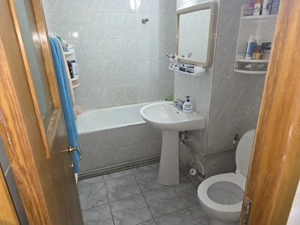 Vand apartament 3 camere, str. Flacara, mun. Calarasi(sau schimb cu 1 sau 2 camere+dif) - imagine 5